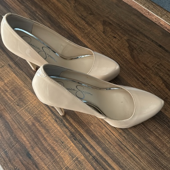 Jessica Simpson heels - Picture 4 of 6